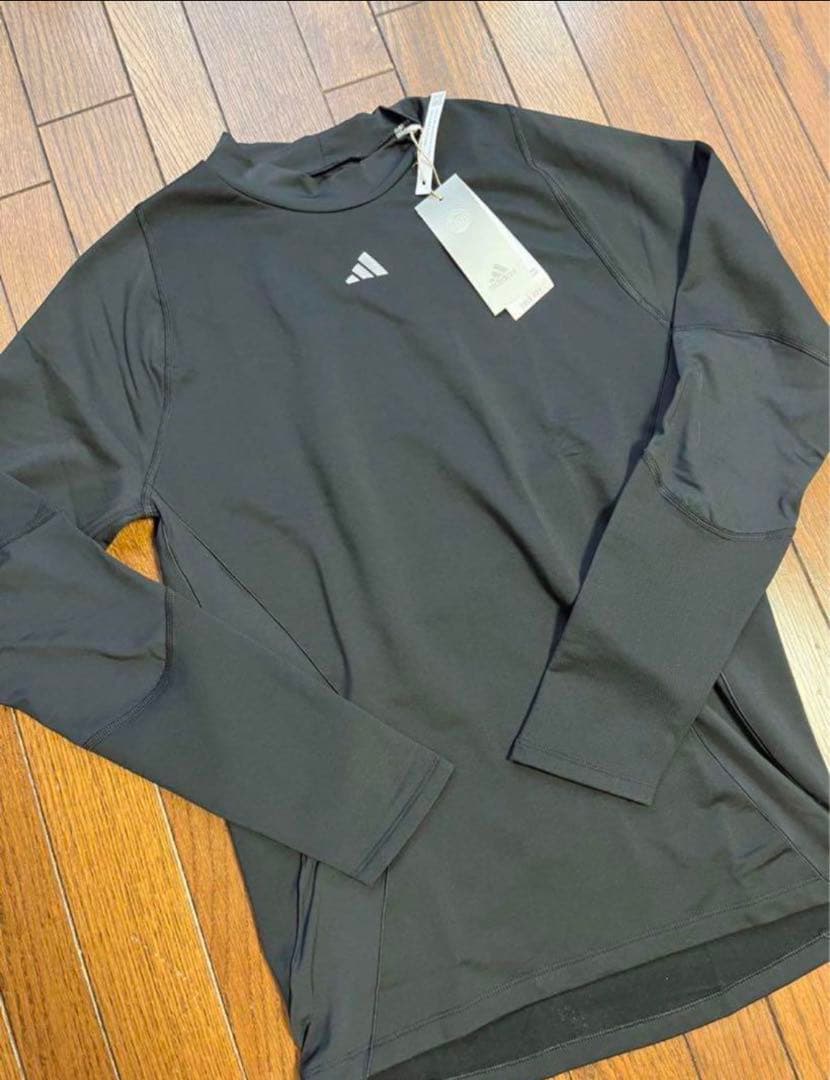 新品 XL ゴルフ　アディダス　裏起毛　インナー　コンプレッション　モックネック