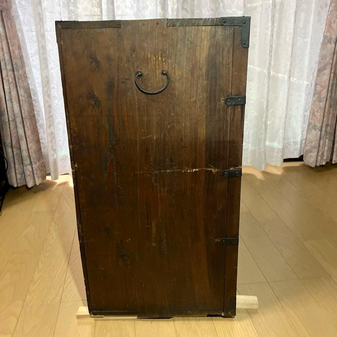時代箪笥（高７２．５㌢、幅７５．５㌢、奥３８㌢／重２２㌕）