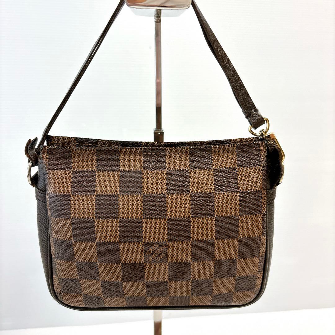 ルイヴィトンダミエ　トゥルースメイクアップ　アクセサリーポーチ　ミニバッグ