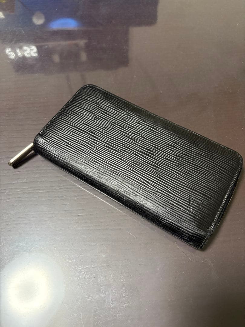 中古 LOUIS VUITTON ルイヴィトンジッピーウォレット エピ 長財布