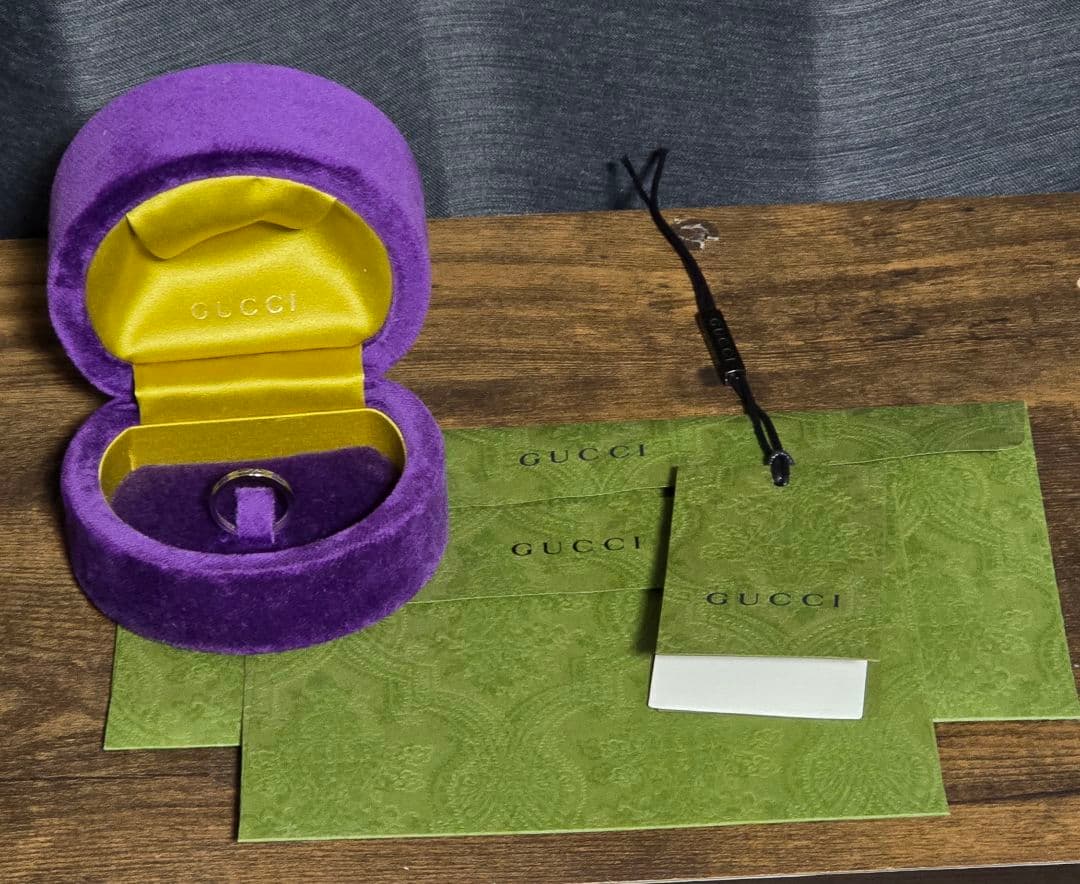 グッチ 指輪 K18WG インフィニティリング 幅2ミリ #16(15.5号)