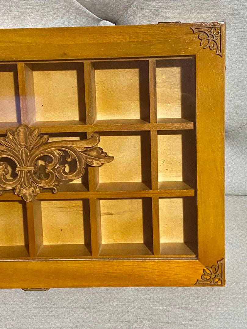 シャビー♦️ナチュラル ロココ♦️コレクションボックス ２個セット♦️壁付可能♦️送料込