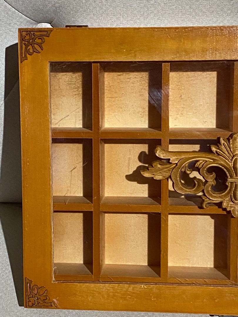 シャビー♦️ナチュラル ロココ♦️コレクションボックス ２個セット♦️壁付可能♦️送料込