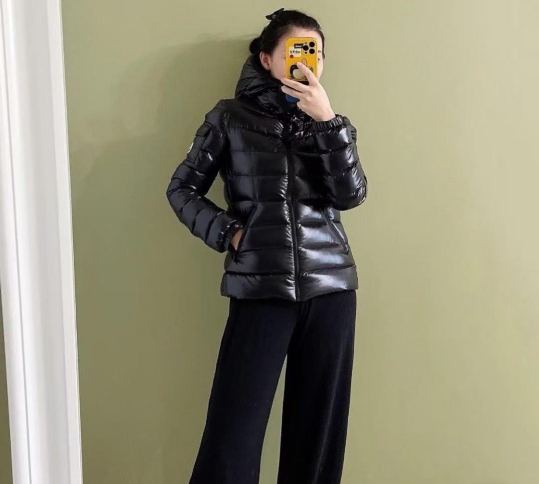 MON☆CLER ブラック ダウンジャケット フード付き~~