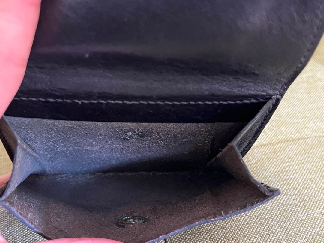 IL BISONTE ブラック二つ折り財布