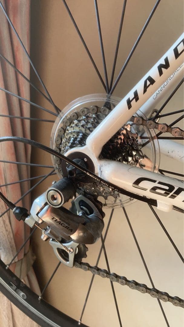 ロードバイク　キャノンデールアルミ製cannondale ultra caad9