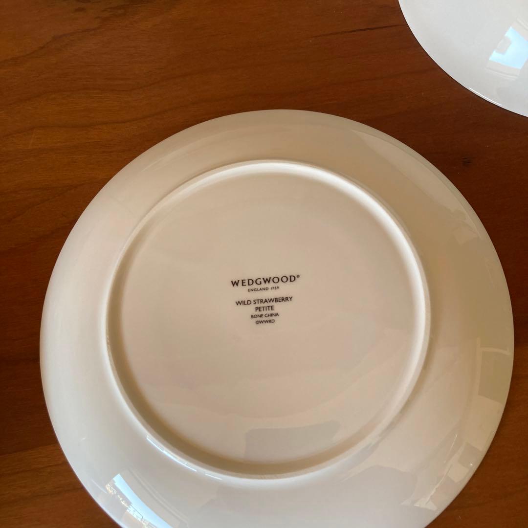 ★廃盤　希少★ ウエッジウッド プティ　ワイルドストロベリー　大きいあいちご