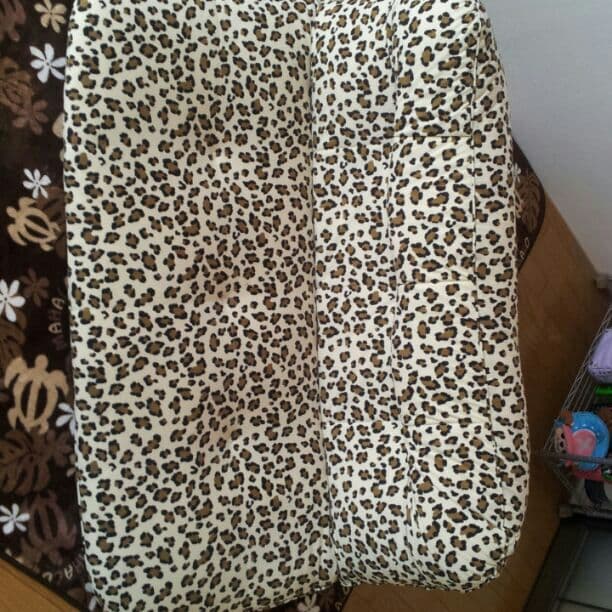 買う気のないイイね！禁止。ヒョウ柄ソファベット