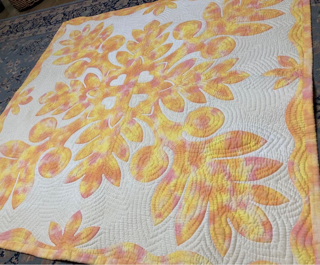 最終値下げ　ハワイアンキルトタペストリー　ハンドメイド【101cm✖️102cm】