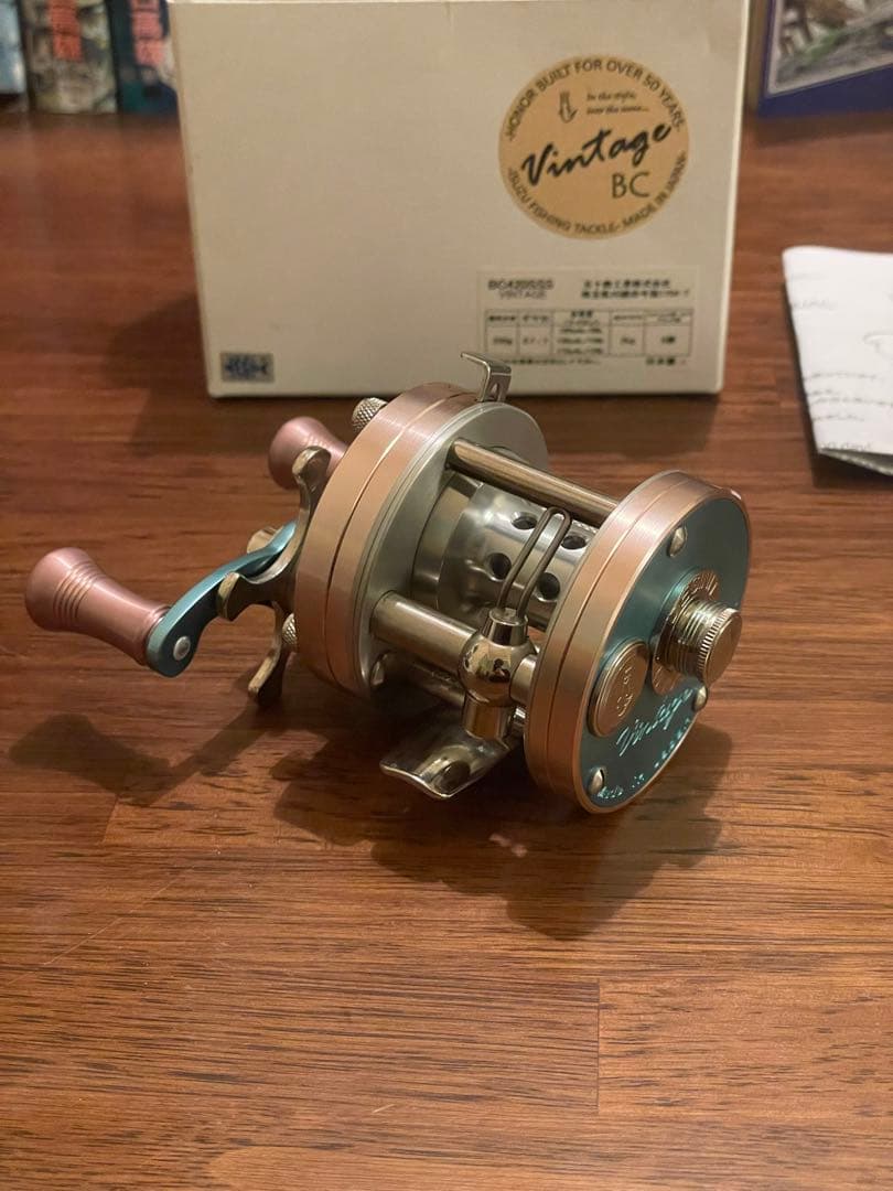 ヴィンテージ420SSS(五十鈴工業)、マイクロキャストスプール(アベイル)