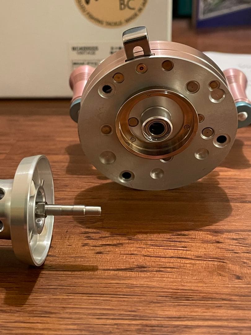 ヴィンテージ420SSS(五十鈴工業)、マイクロキャストスプール(アベイル)