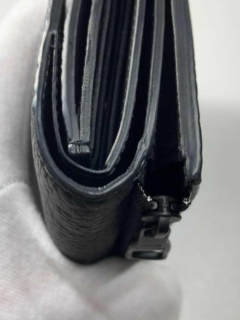 ルイヴィトン モノグラム トリヨン ポルトフォイユ パイロット M82556