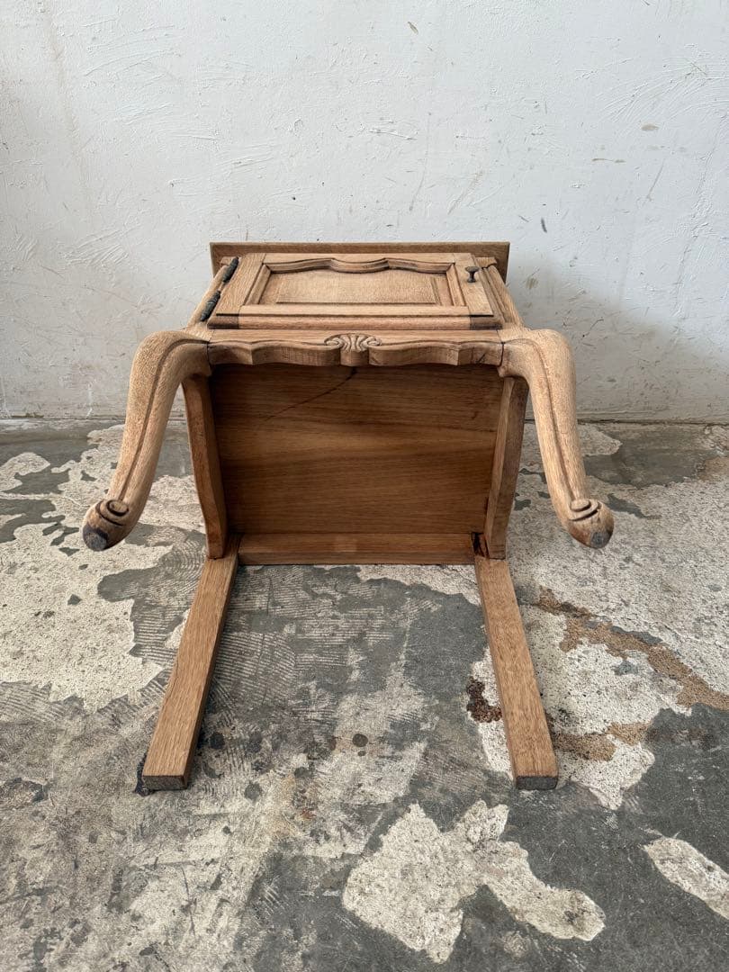 ビンテージ ドロワーサイドテーブル ドロワーベッドサイドテーブル　猫脚