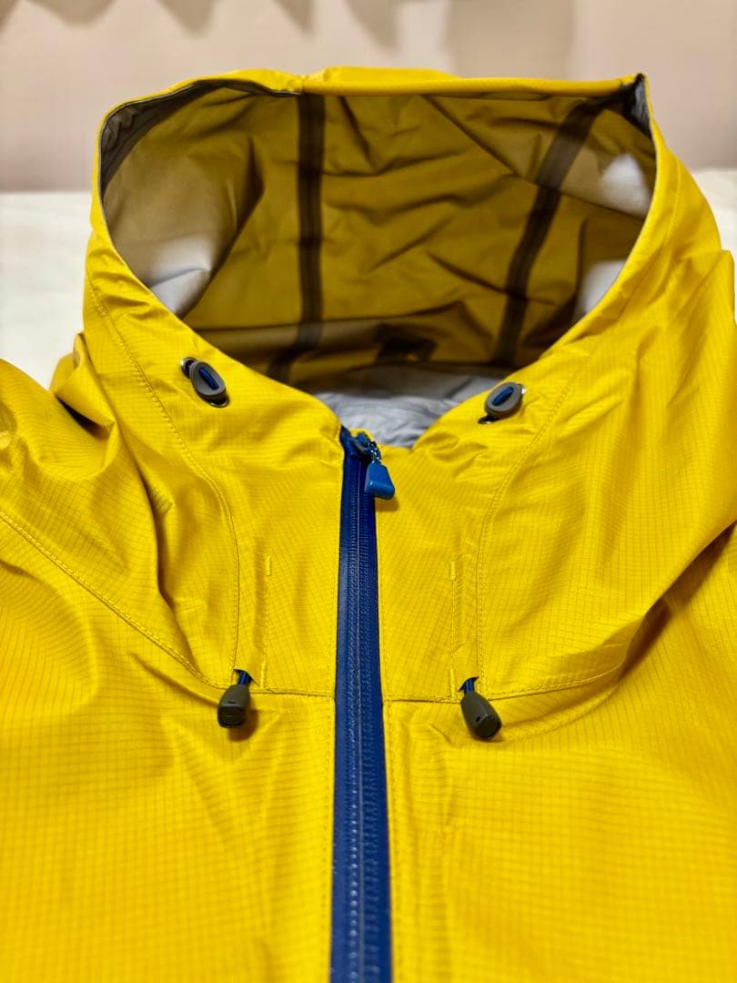 未使用！mont-bell ストームクルーザージャケット　イエロー　ゴアテックス