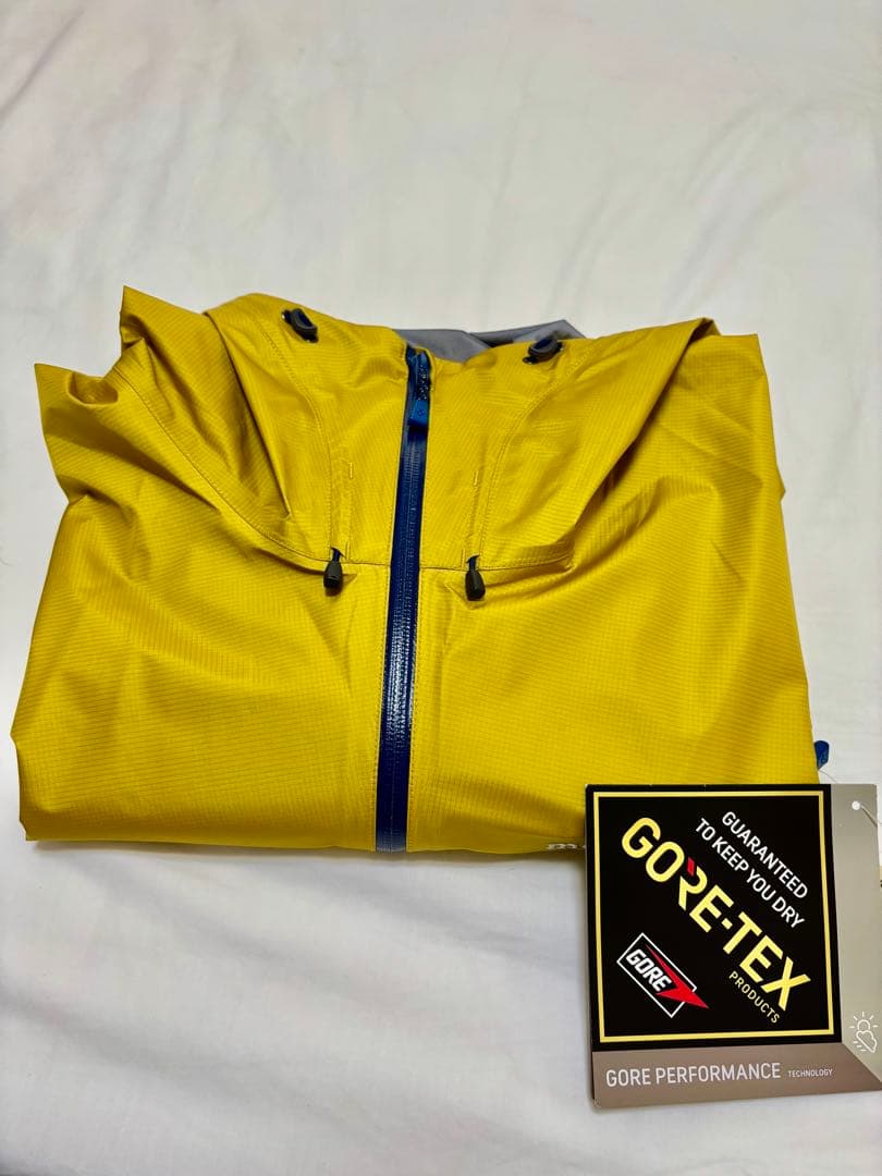 未使用！mont-bell ストームクルーザージャケット　イエロー　ゴアテックス