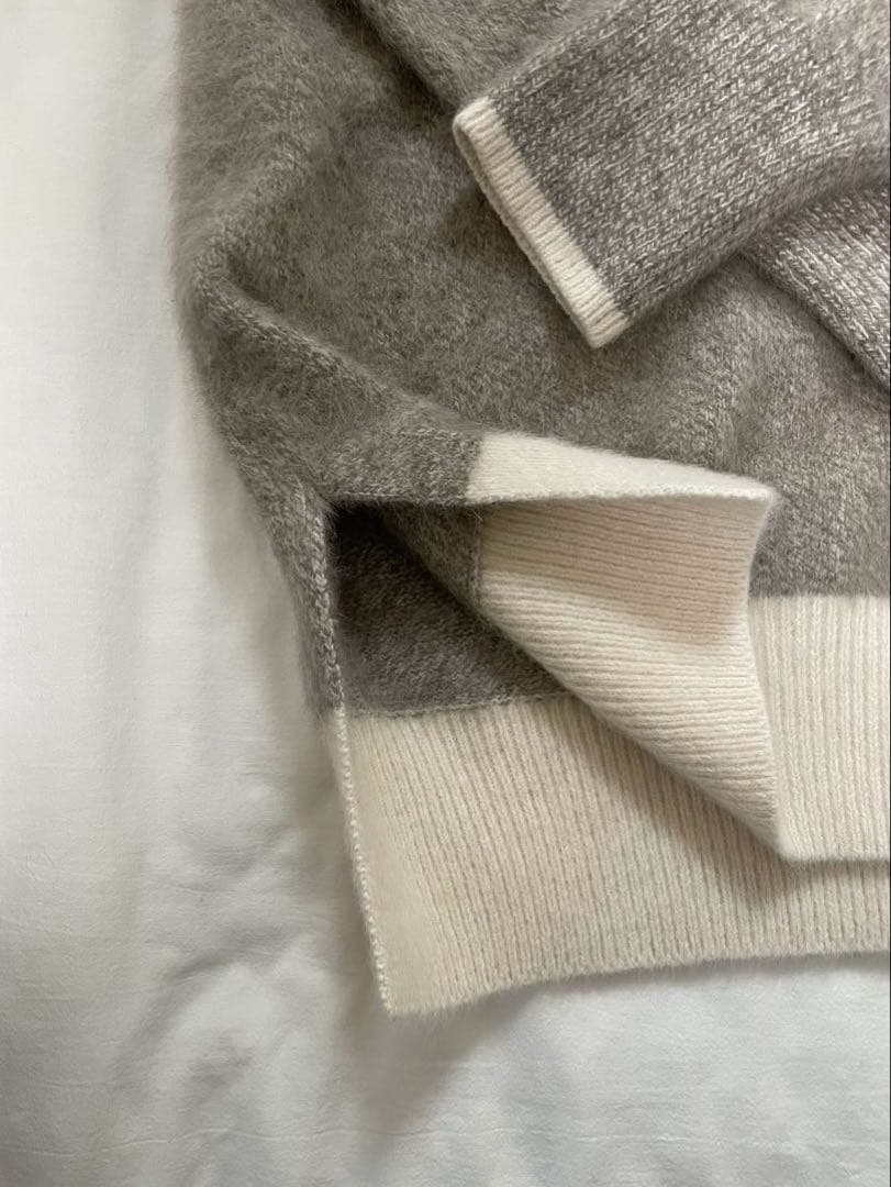 ユナイテッドアローズ　フォックス カシミヤ クルーネックニット ベージュ