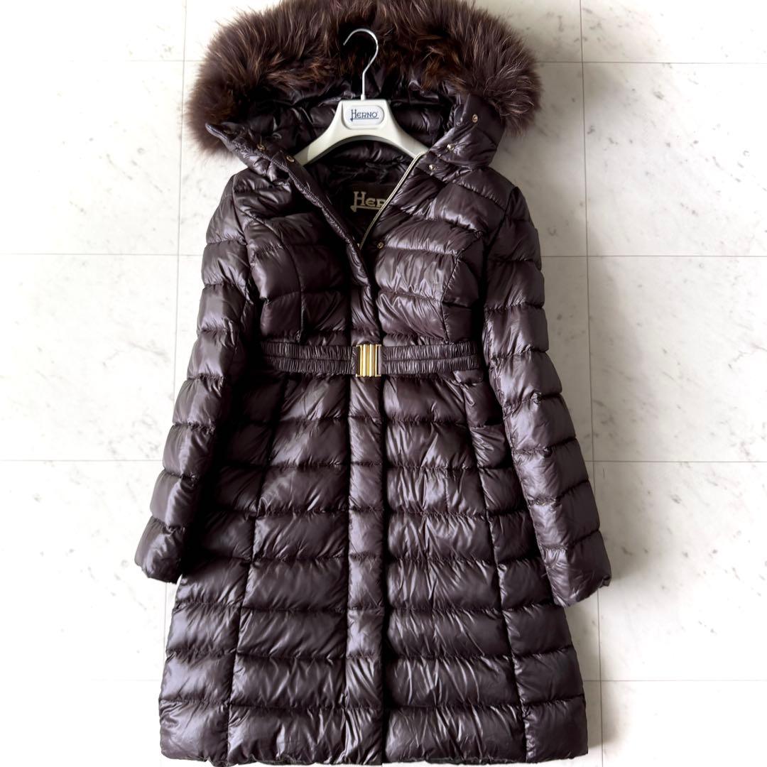 人気 ヘルノ HERNO フードファー＆ベルト付き ロングダウンコート ブラウン