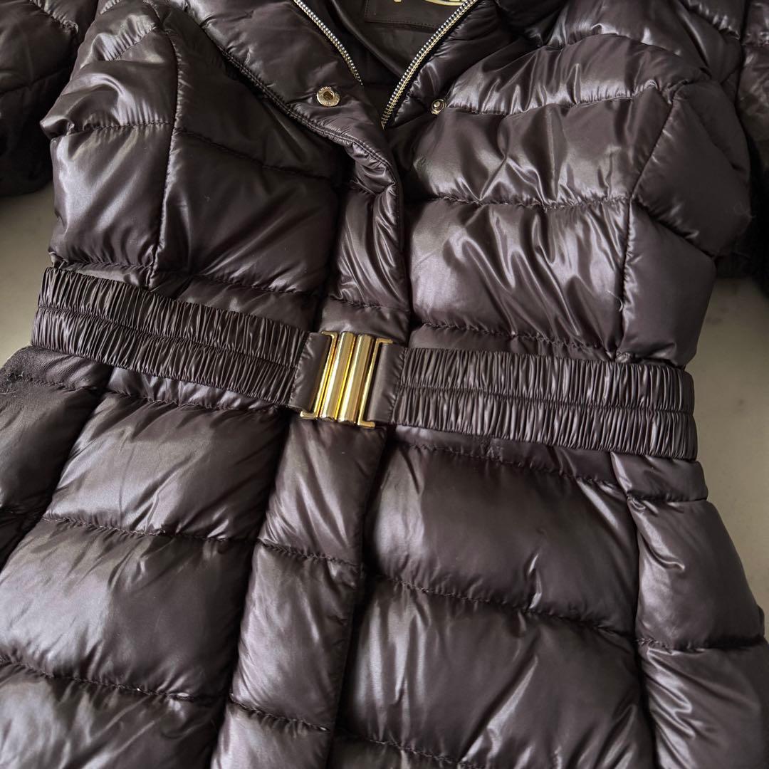 人気 ヘルノ HERNO フードファー＆ベルト付き ロングダウンコート ブラウン