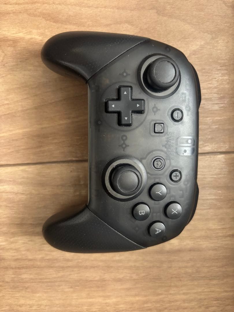 Nintendo Switch Pro Controller ブラック