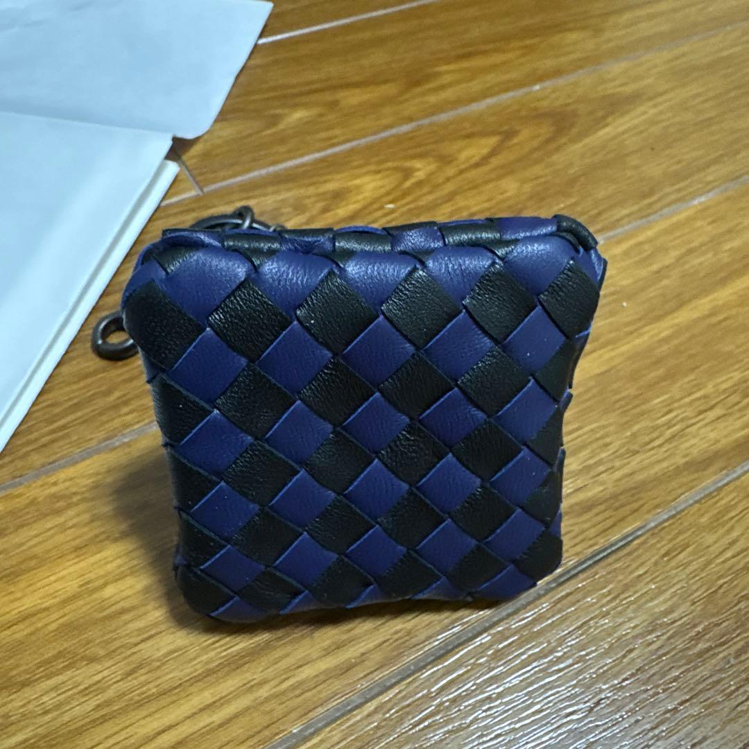 お値下げ！新品BOTTEGA VENETA 編み込みレザーケース　チャーム