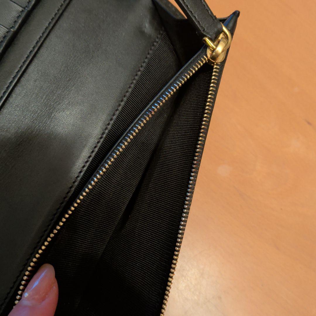 BURBERRY 黒 レザー 長財布