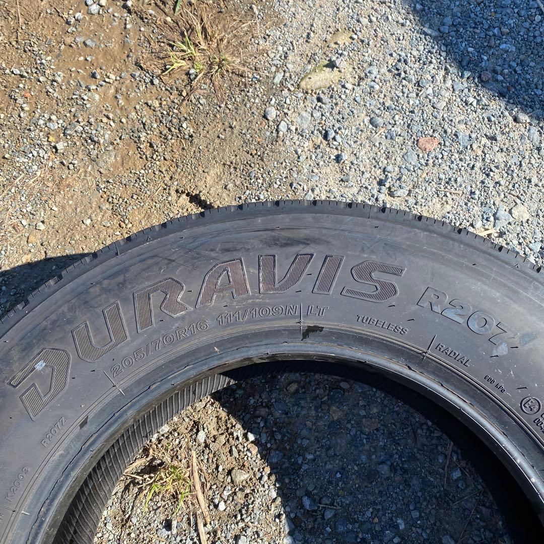 【送料無料】ブリヂストン 205/70R16