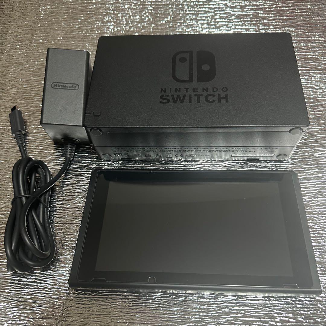 ま*お様 中古　Nintendo Switch 本体 ブラック　ドック　ACアダ