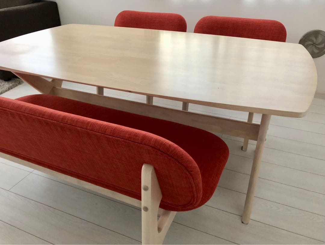 ニトリ　リビングダイニングテーブル4点セット①ダイニングテーブル