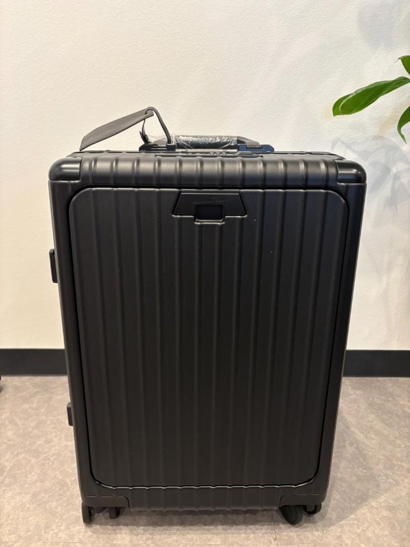 リベティ多機能キャリーケース【マットブラック Sサイズ】