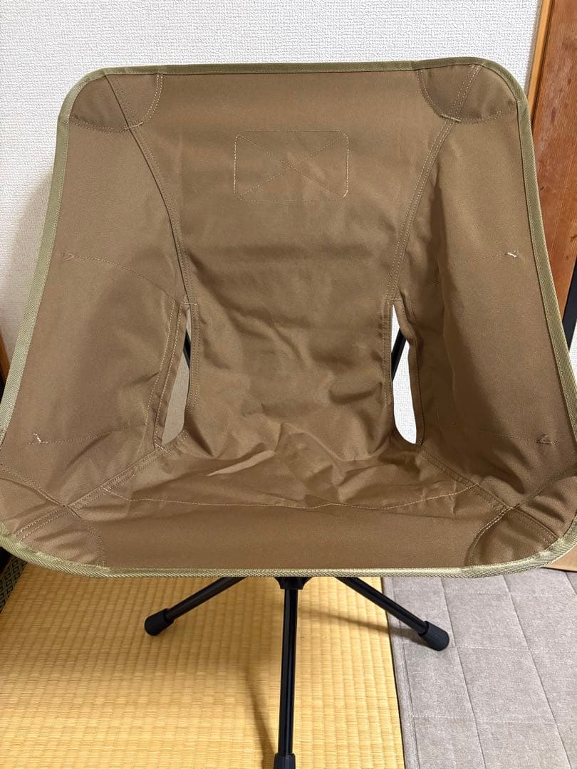 Helinox タクティカルスウィベルチェア コヨーテ　収納バッグ付き