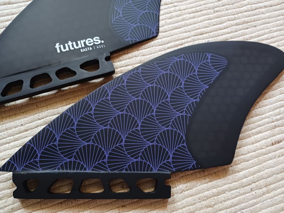 新品　サーフィン　フューチャー　ラスタ　ツインフィン