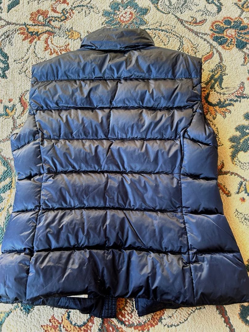 PRADAベスト　ダウン　ネイビー