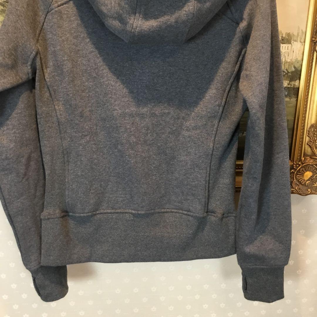 LULULEMON SCUBA 灰色　サイズM/L