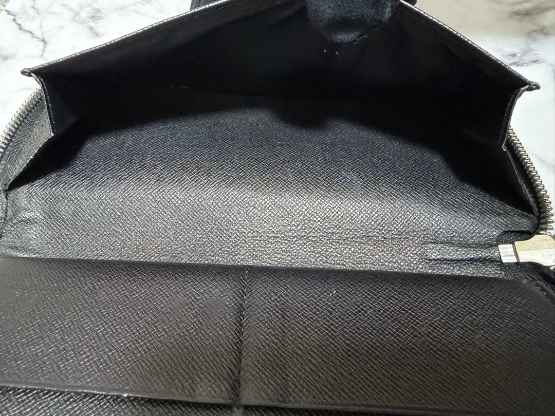 Louis Vuitton ダミエグラフィット　ジッピーウォレットヴェルティカル