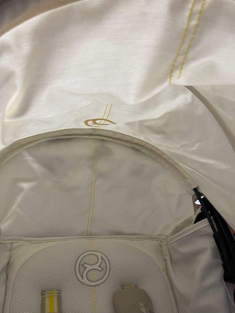 cybex ホワイト折りたたみベビーカー