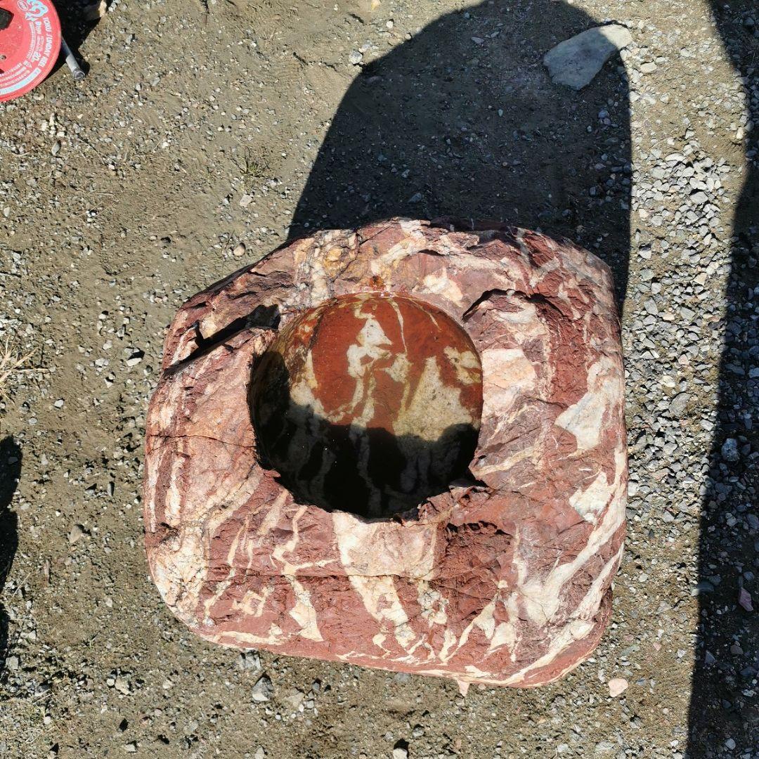 紅加茂石　蹲　173キロ　庭石　石　鑑賞石　庭　坪庭　ガーデニング　置物