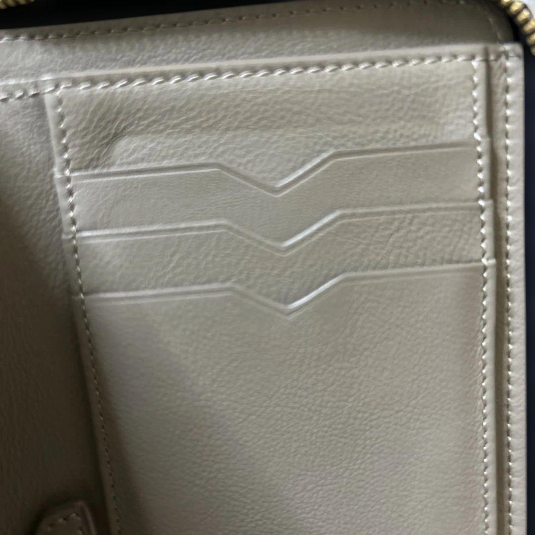 ボナベンチュラ ミディアム ジップウォレット　二つ折り財布