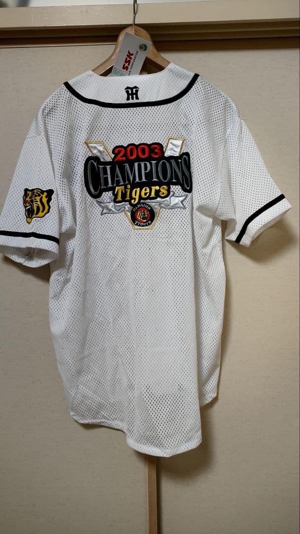 新品タグ付き正規★阪神タイガース★03ChampionメッシュユニフォームM