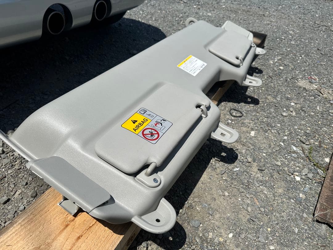 DA17系エブリィ全体純正オーバーヘッドコンソールキット！モノも綺麗です。