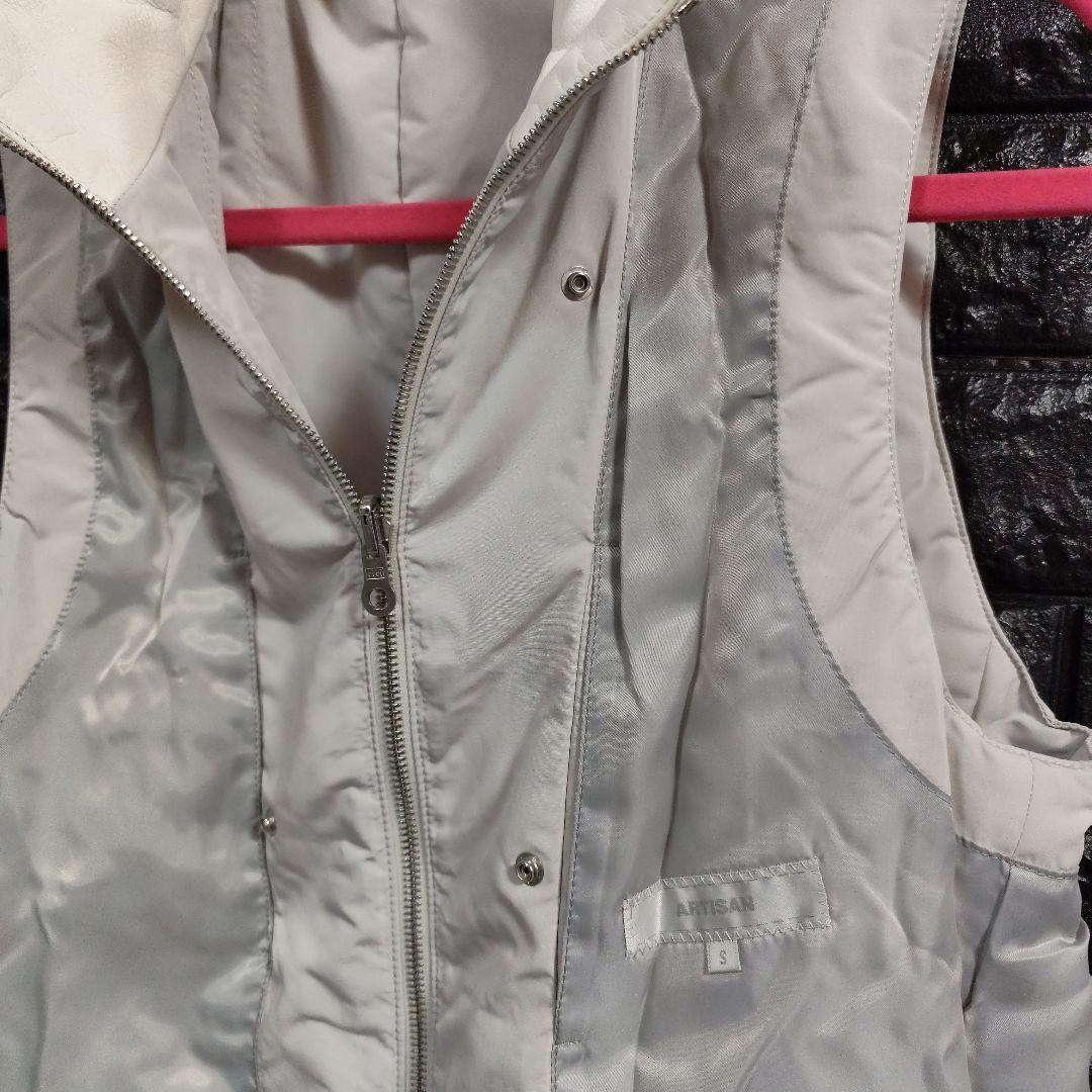 未使用品アルチザンホワイト ベルト付きトレンチコートライナ牛革襟ベスト３way