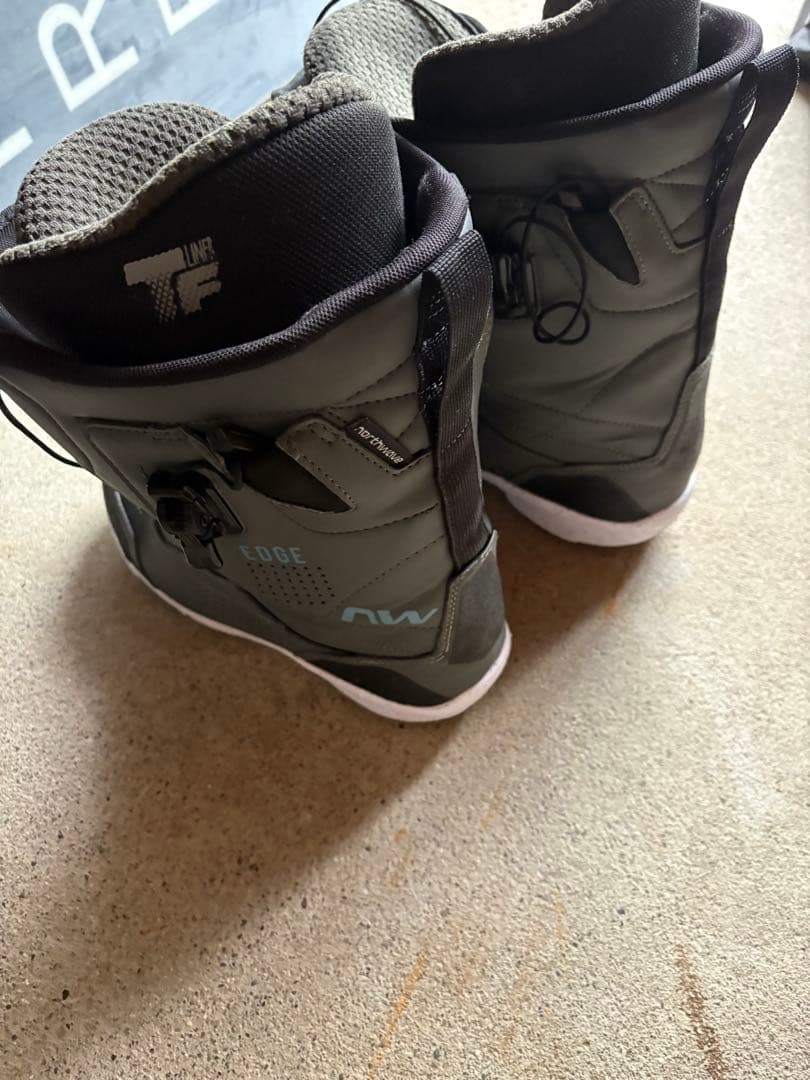 EDGEスノーボードブーツ グレー
