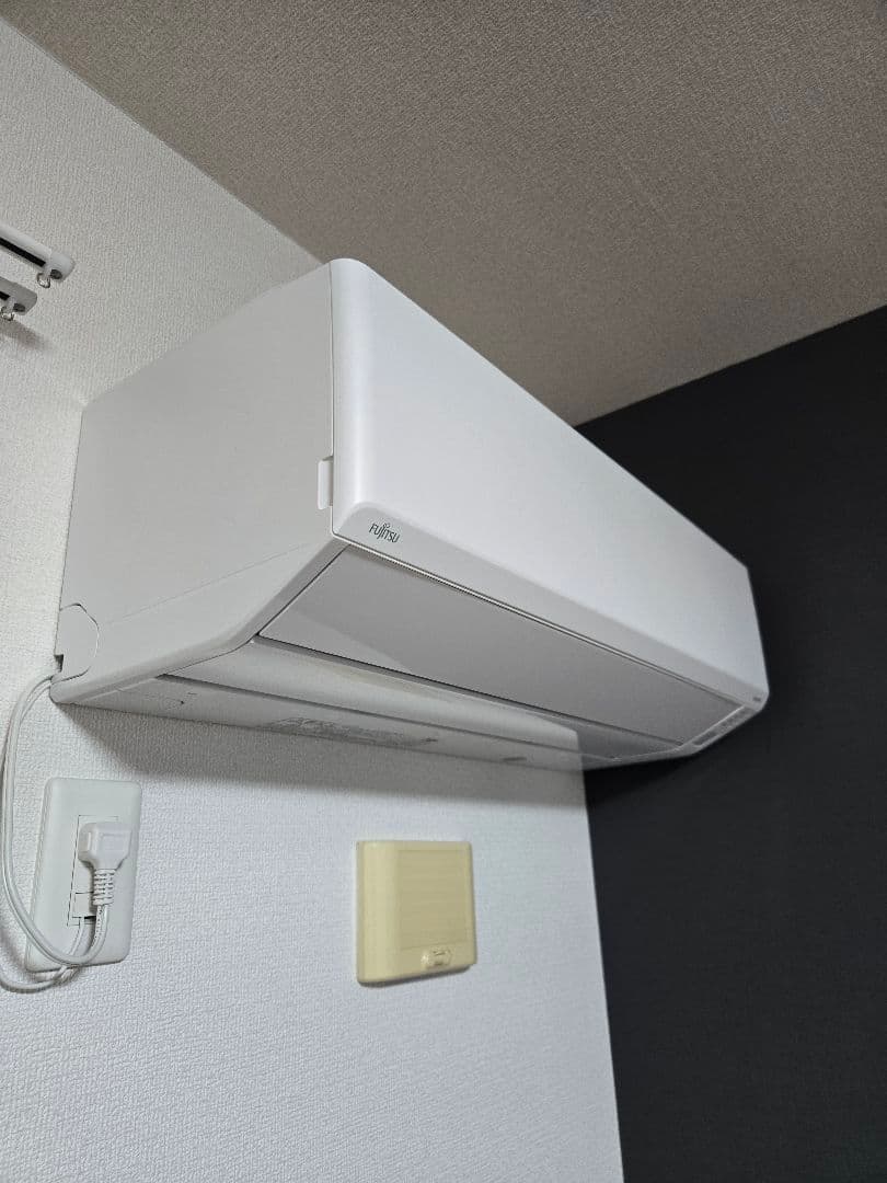 （美品）FUJITSU ルームエアコン AS-C223N-W 2023年製