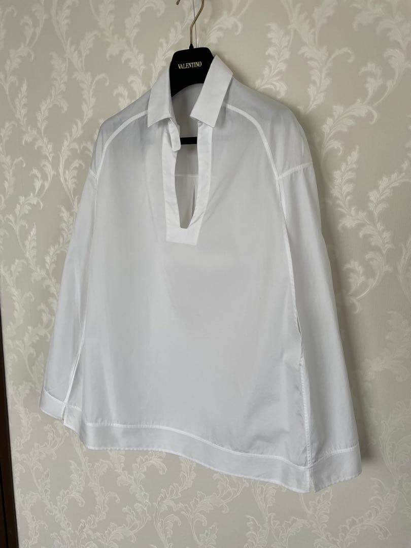 ヴレンティノ　ブラウス　シャツ　ケープ