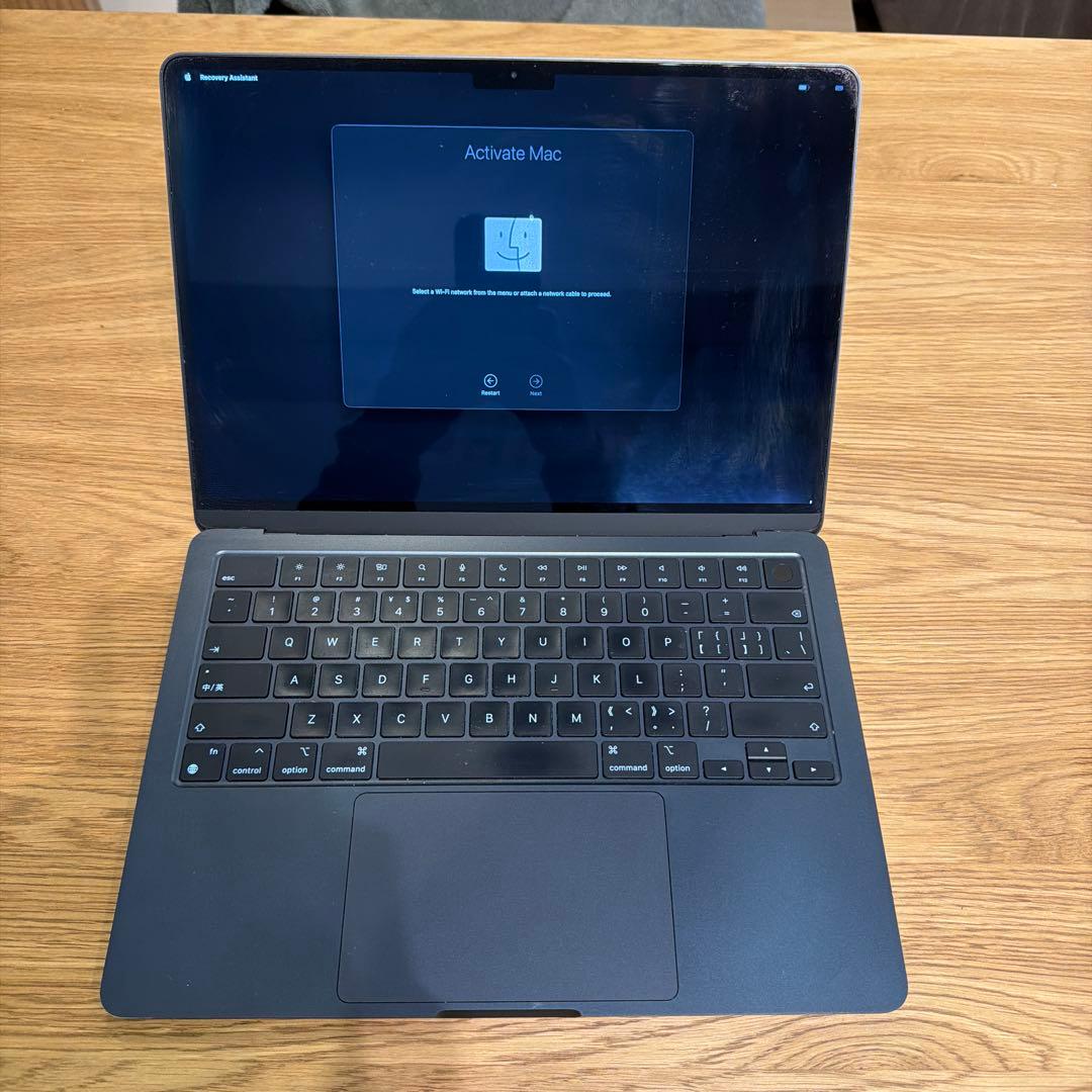 MacBook Air 13インチ 2022年 M2（8CPU / 8GPU)