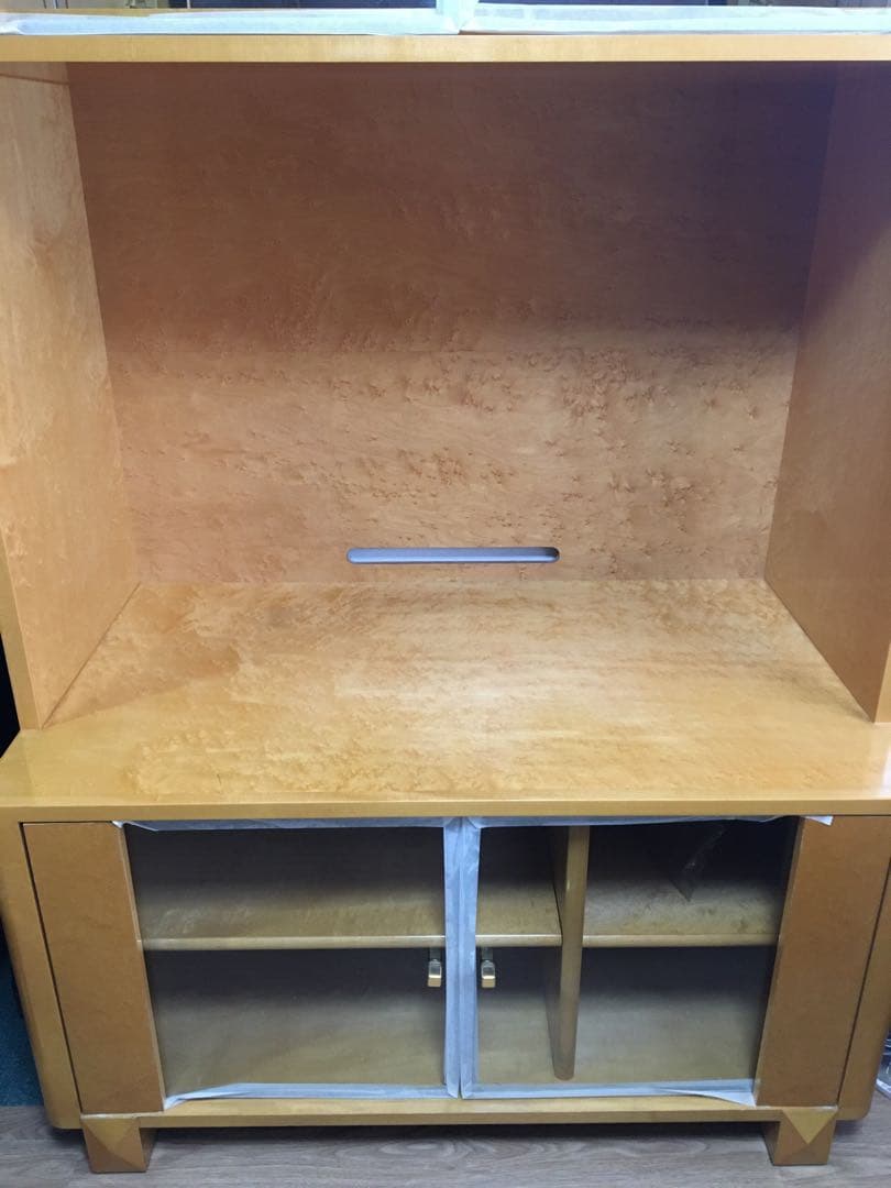 IDC大塚家具展示品最高級 バーズアイメープル キャビネット/TVボード 照明付