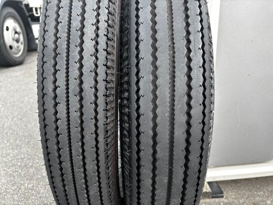 スポーツスター用　シンコー E270 前後二本セット