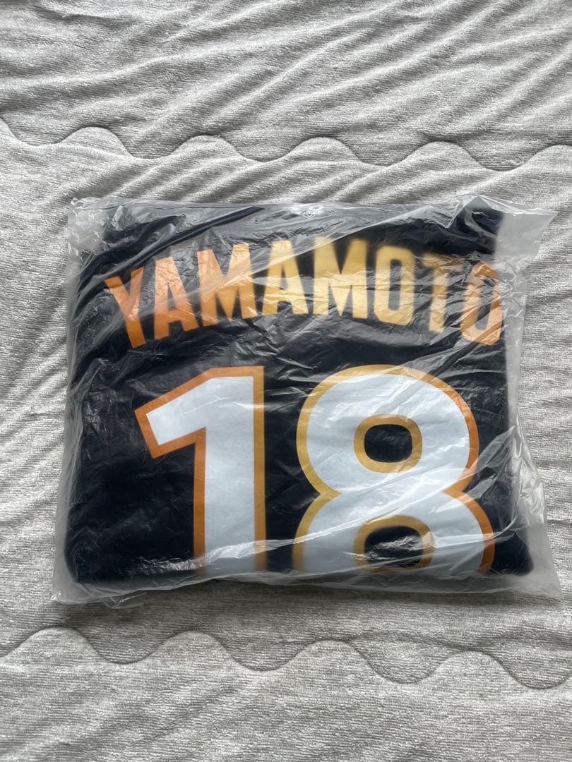 MLB dodgers 山本由伸　World Series 2025 黒パーカー