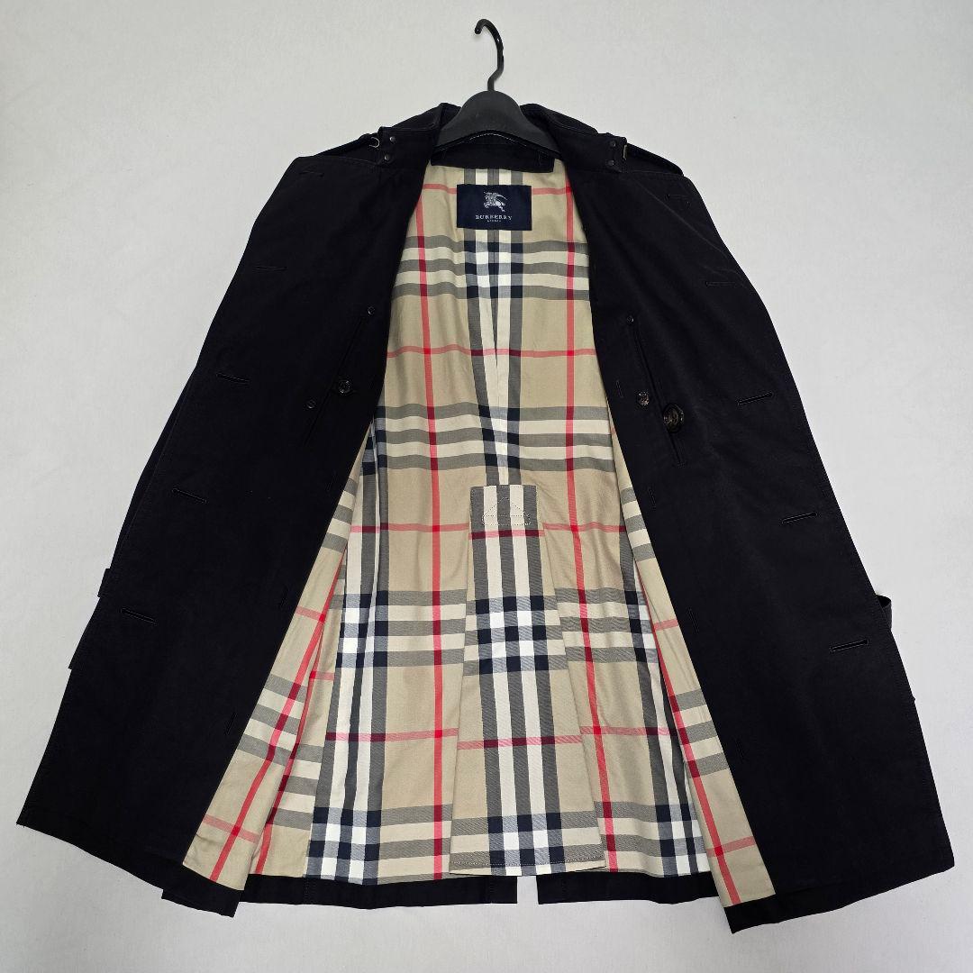美品　BURBERRY　バーバリー　トレンチコート　ノバチェック　黒　Mサイズ