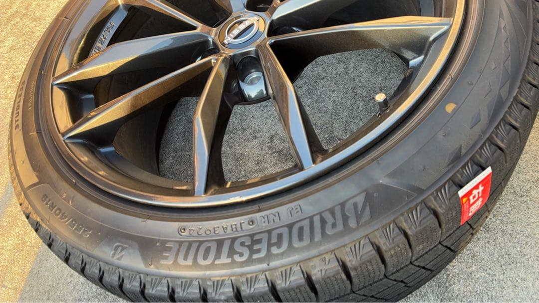BRIDGESTONE BLIZZAK スタッドレス VRX3