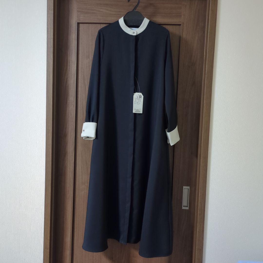 ネイビー 　 カフス付きワンピース